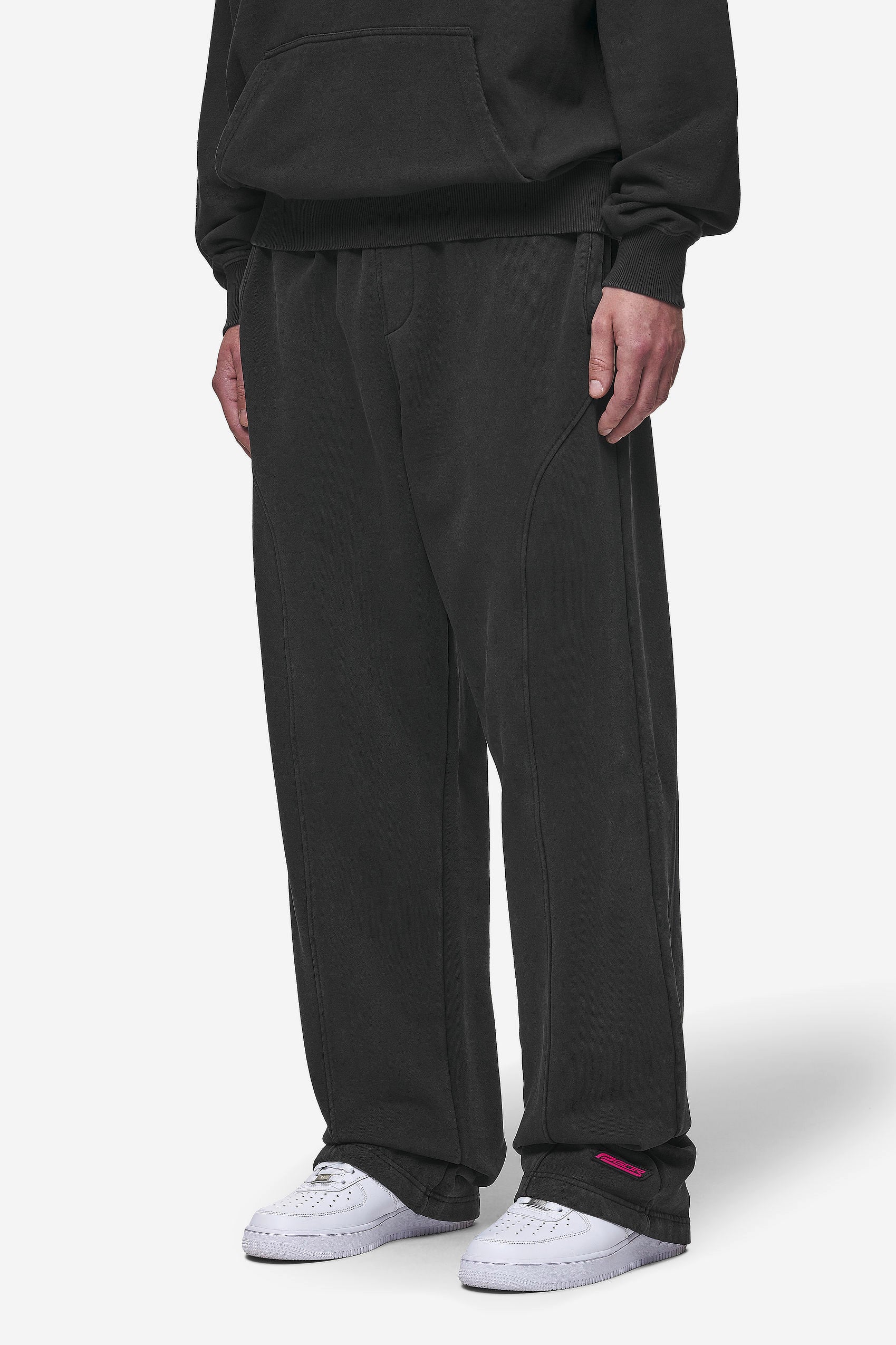 Pegador Conven Loose Sweat Pants Vintage Black Hauptansicht aus der Most Alive Kollektion für Herren