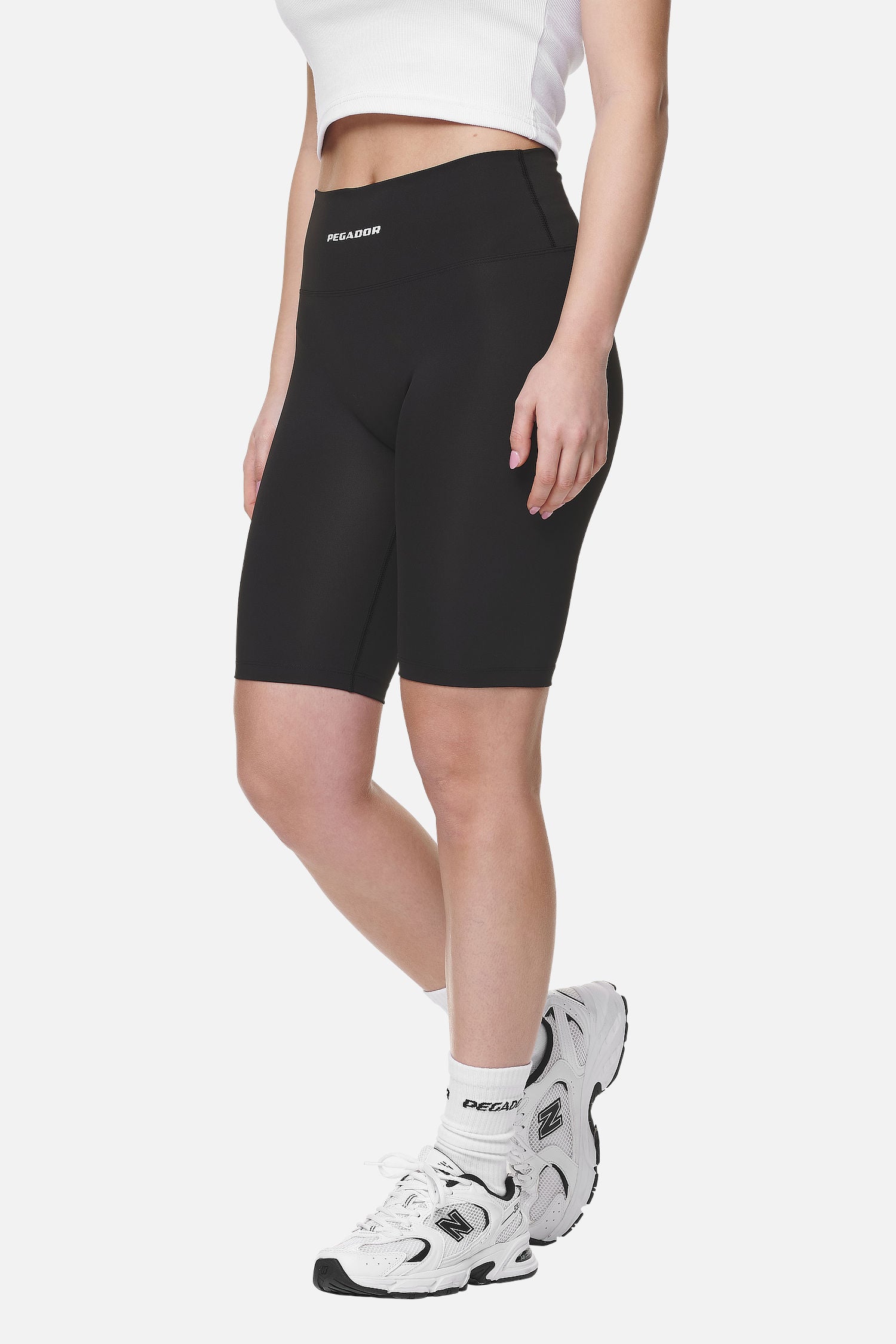 Pegador Jerona Biker Shorts Black Gegenansicht aus der Never Too Late Kollektion für DaHerren