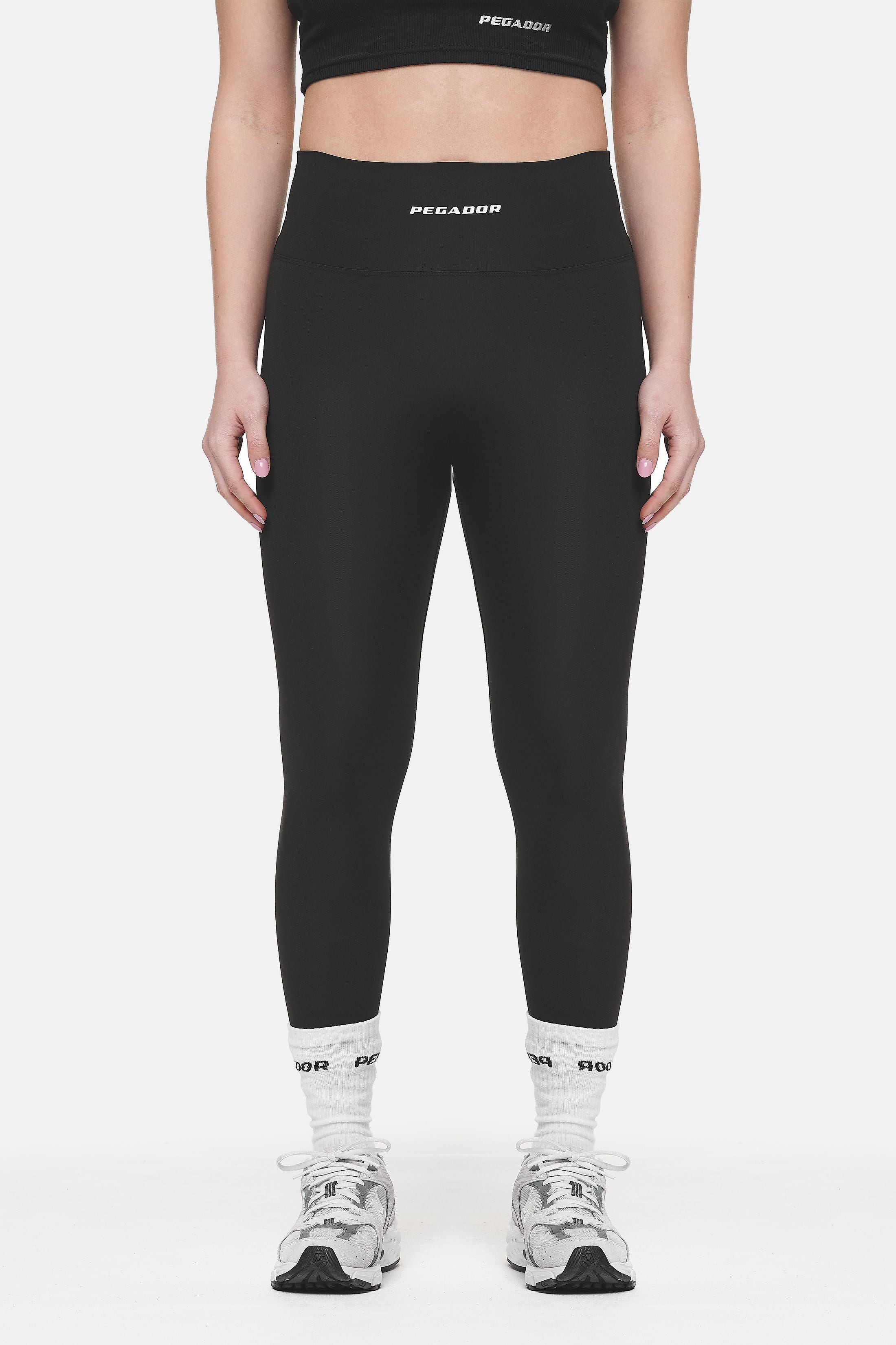 Pegador Kilgra Leggings Black Hauptansicht aus der Never Too Late Kollektion für DaHerren