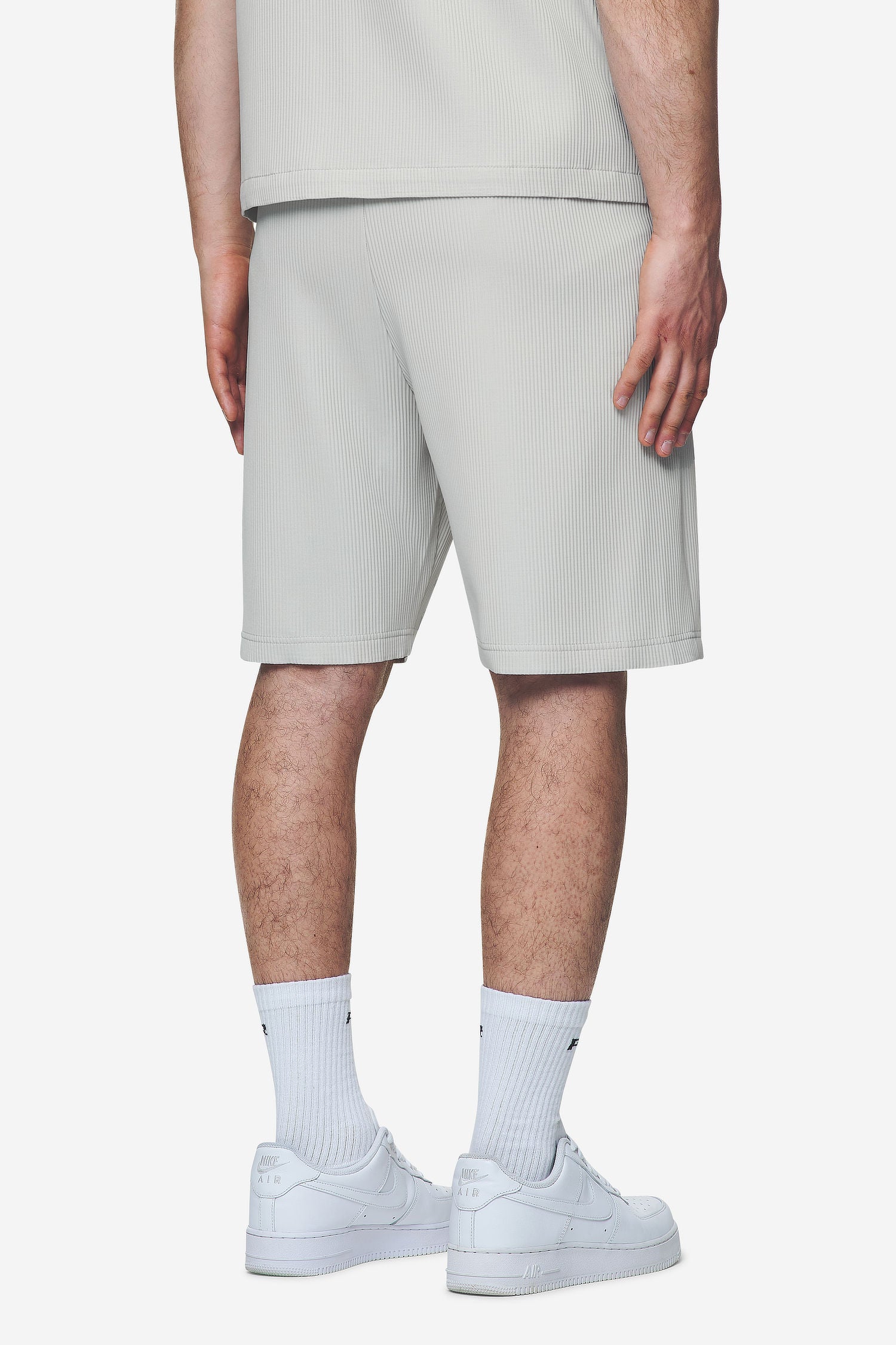 Pegador Troy Plissee Shorts Pearl Grey Gegenansicht aus der Next Wave Kollektion für Herren