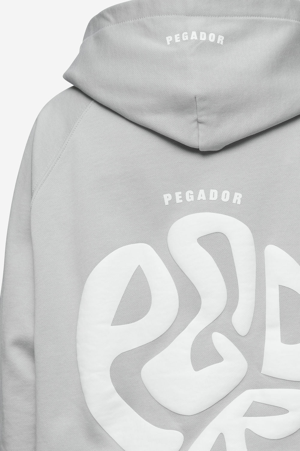 Pegador Gabi Oversized Sweat Jacket Washed Sky Grey Detailshot aus der Next Wave Kollektion für DaHerren