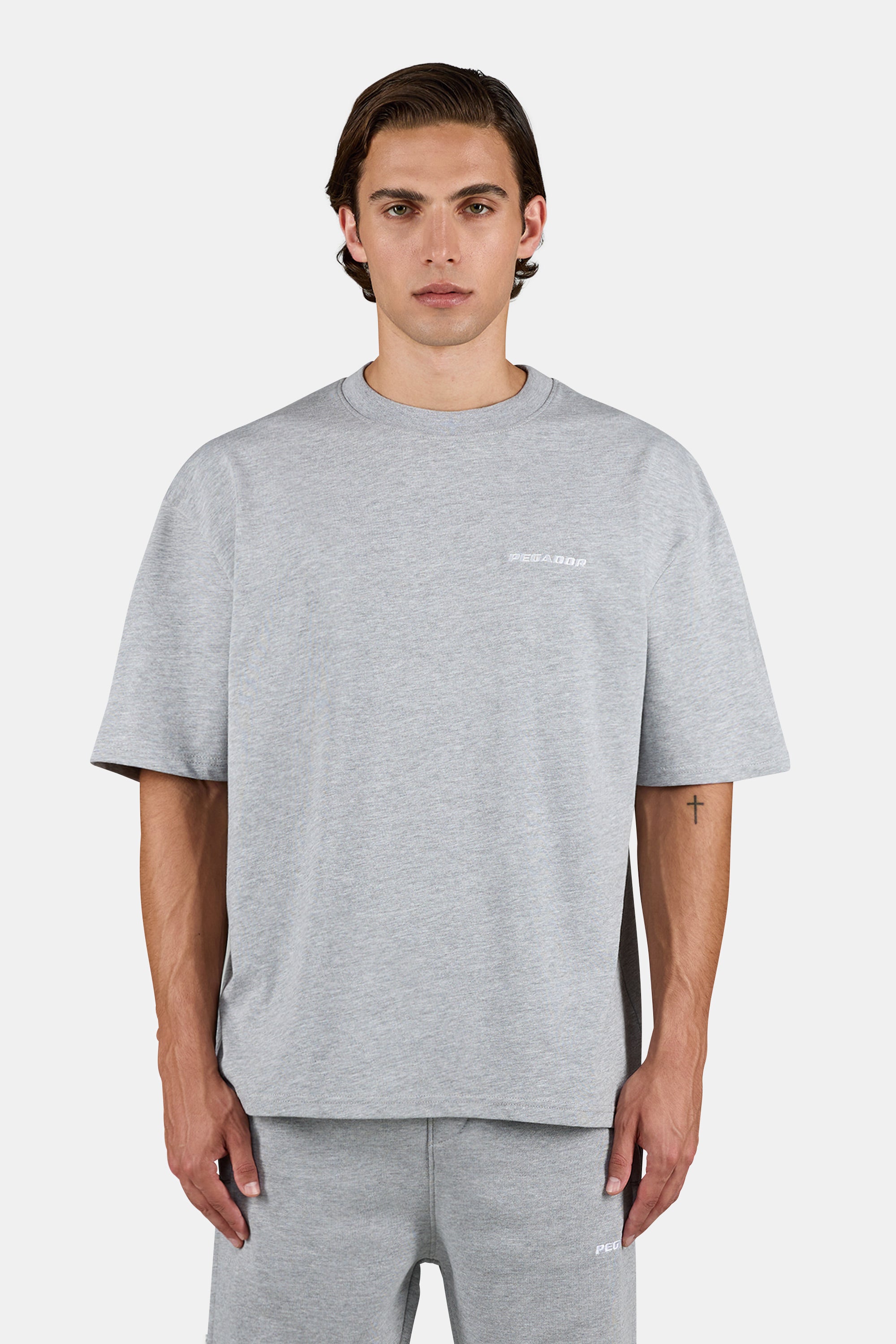 Logo Oversized Tee Heather Grey – PEGADOR®