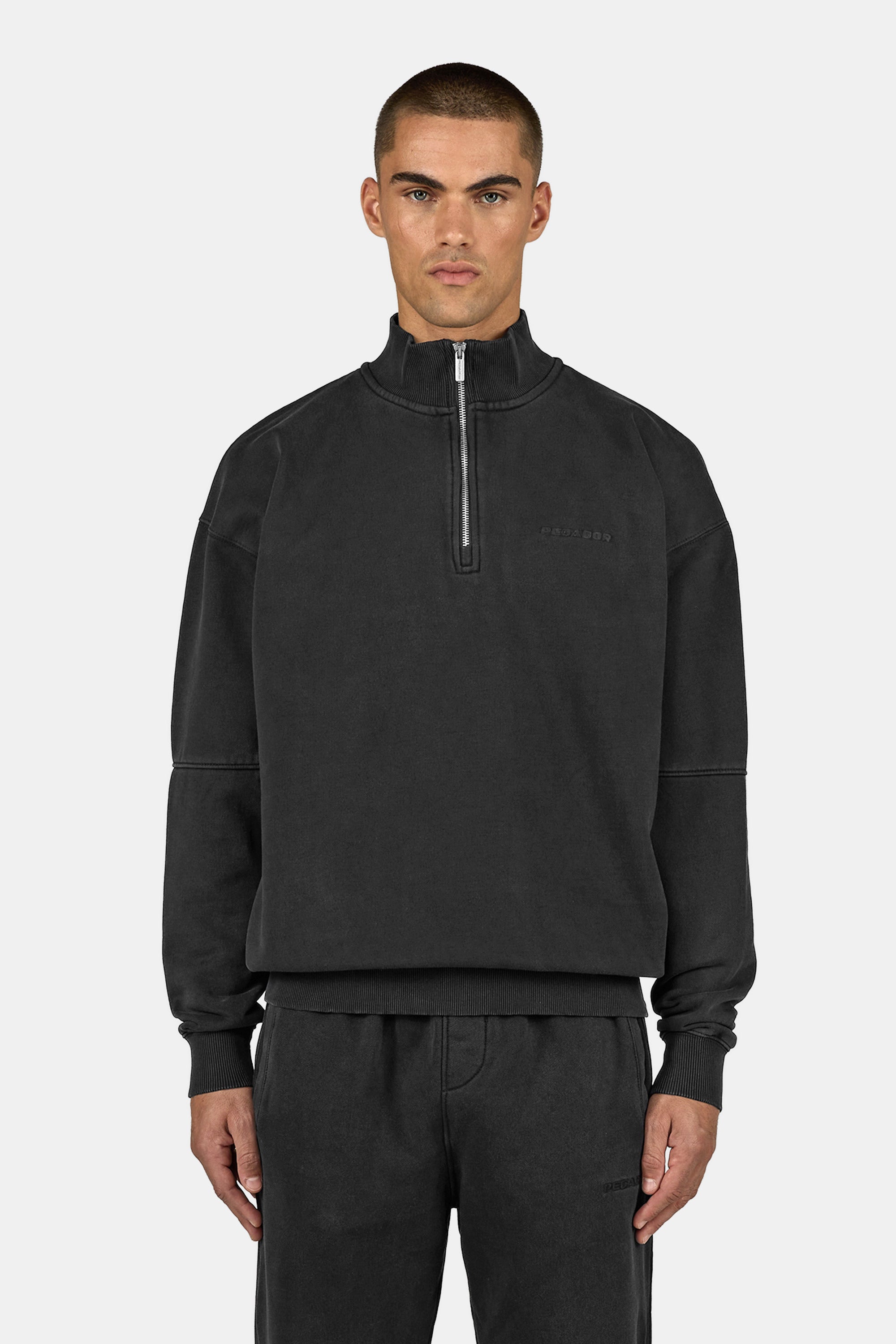 ※K.K※*p(R)ojectR® Logo HalfZip Sweat Logo Oversized Halfzip Sweater Washed Black Gum – PEGADOR®