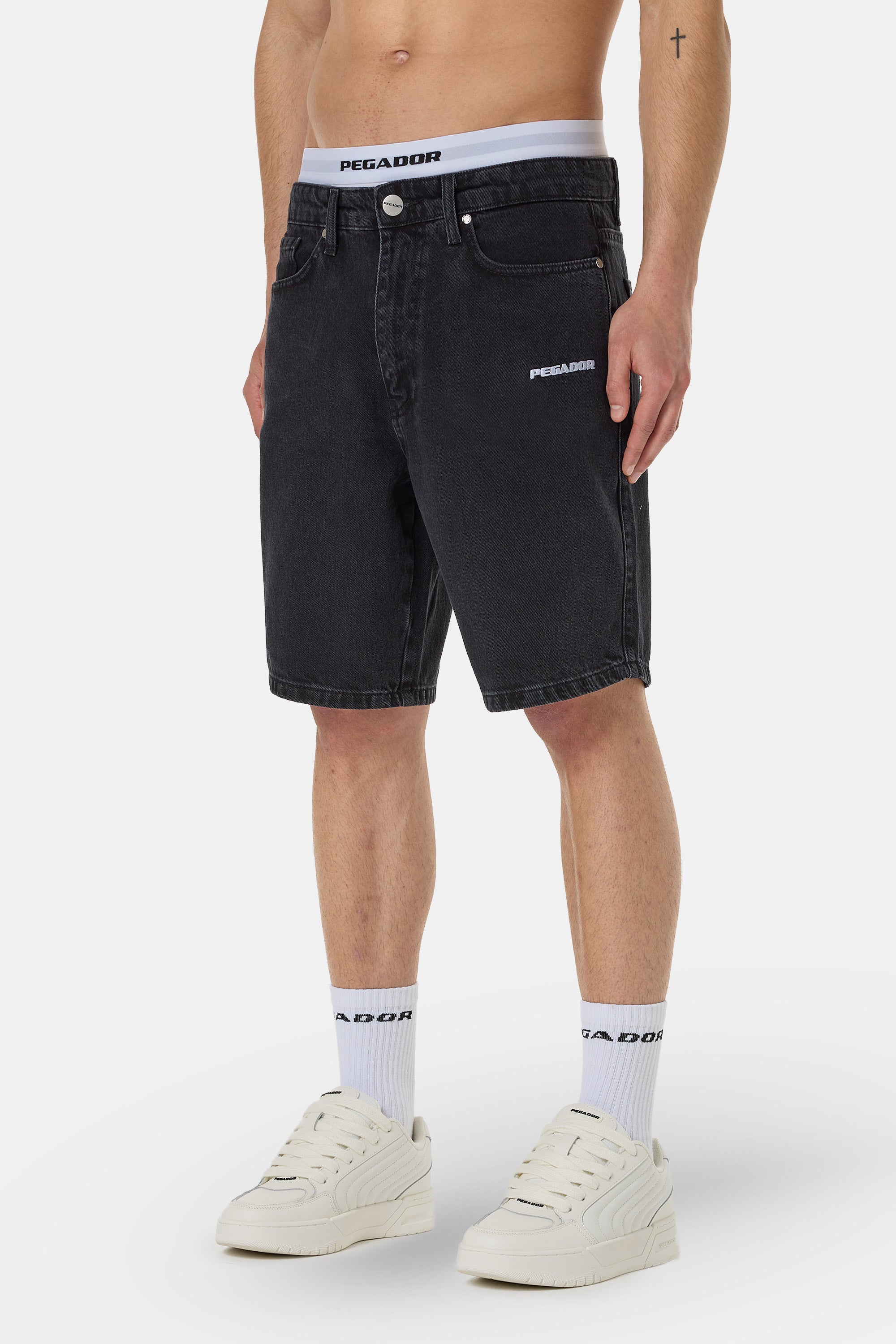 Earl Jeans Shorts Washed Black