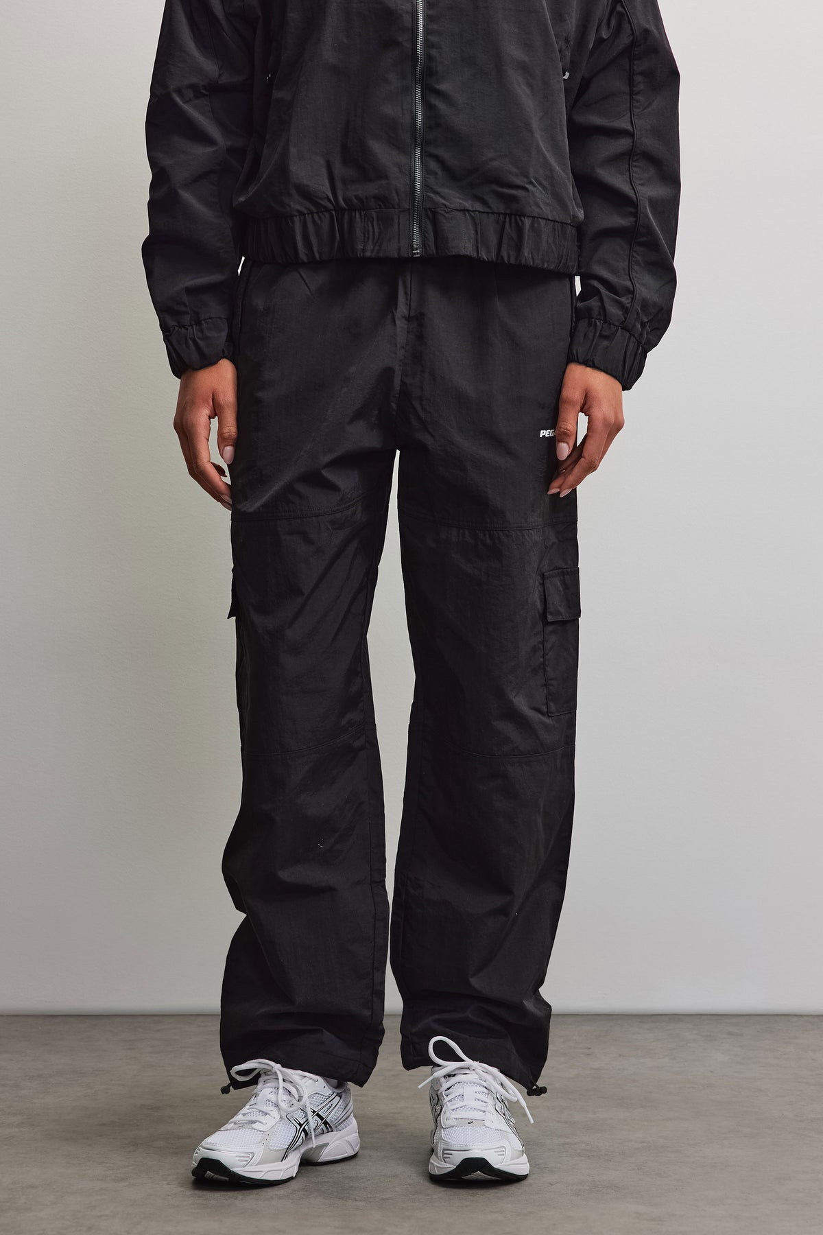 Yuri Tracksuit Pants Black - XS
