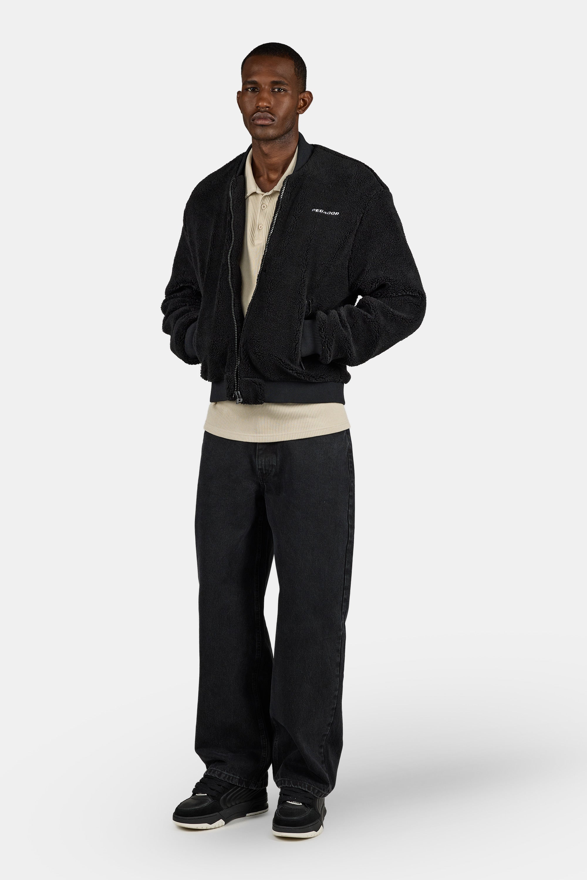 Ember Teddy Bomberjacket Black – PEGADOR®