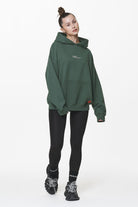 Pegador Navisk Oversized Hoodie Washed Sage Green Ganzkörper Bild aus der Do not Disturb Kollektion für DaHerren