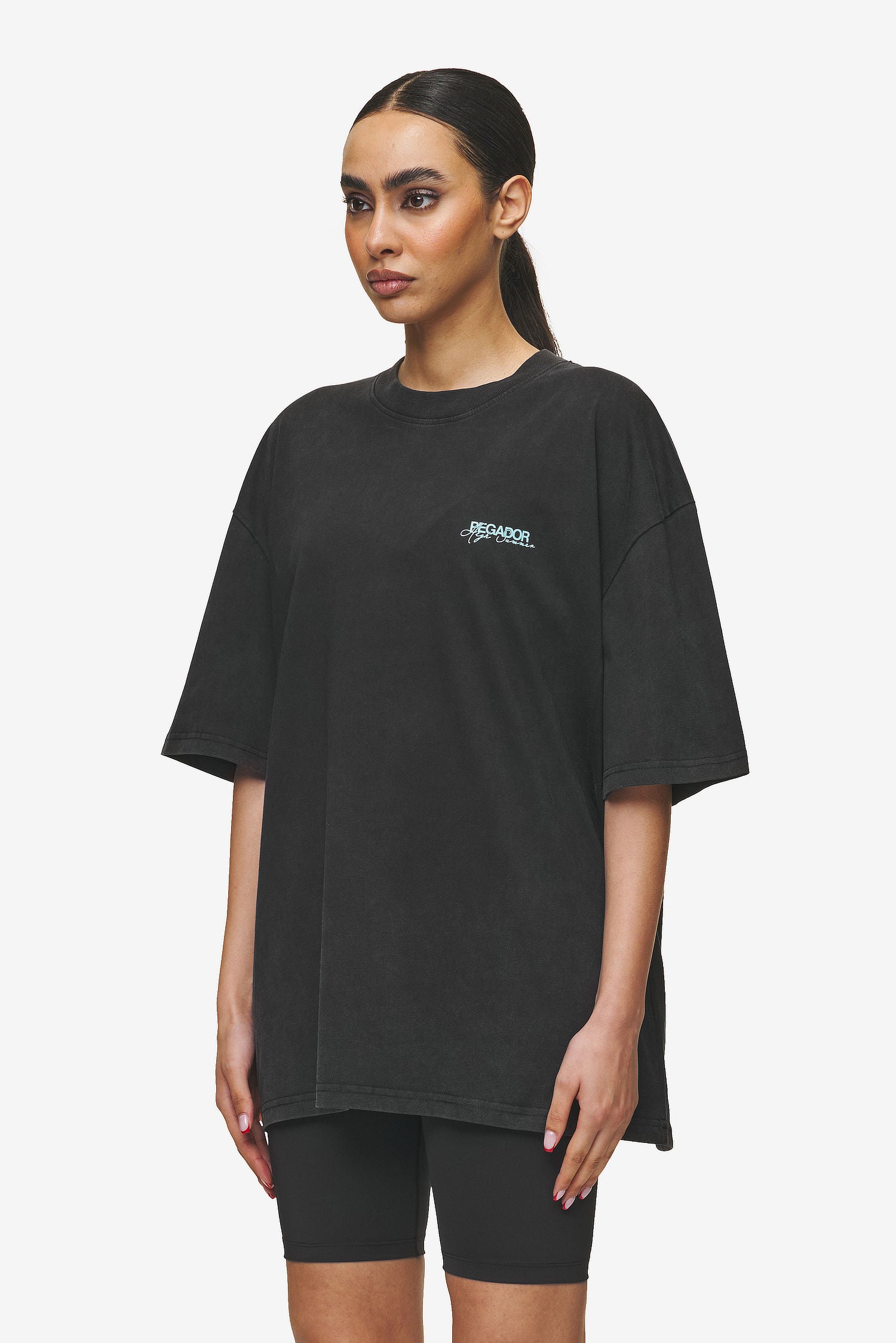 Pegador Patino Oversized Tee Vintage Black Gegenansicht aus der High summer Kollektion für DaHerren