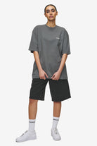 Pegador Gulati Oversized Tee Vintage Grey Ganzkörper Bild aus der High summer Kollektion für DaHerren