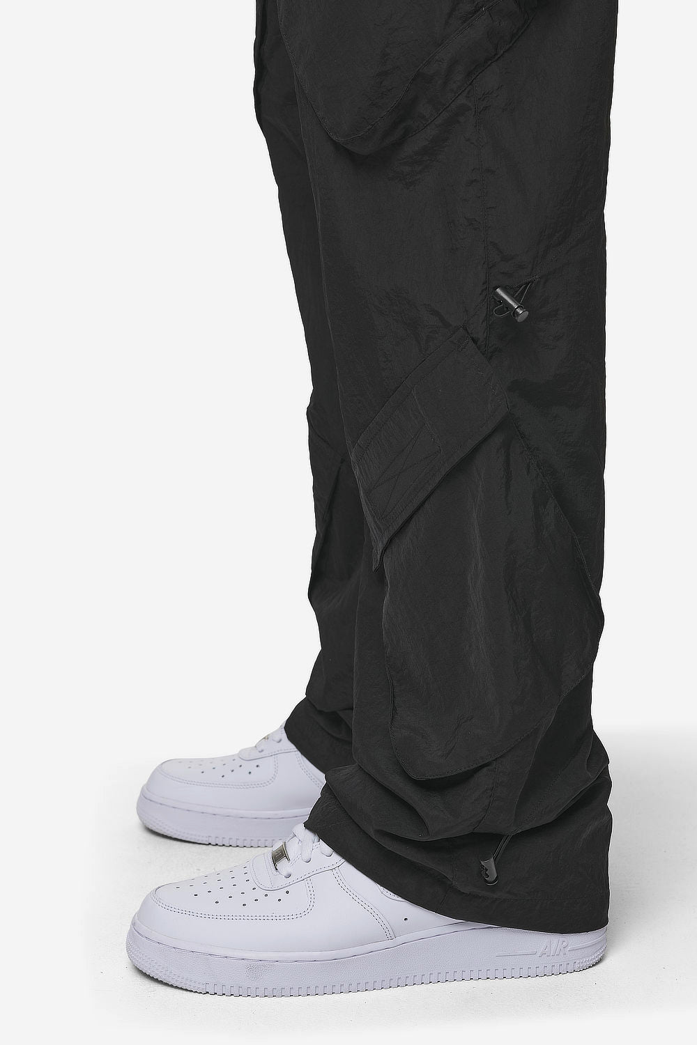 Varick Wide Tech Cargo Pants Black PEGADOR