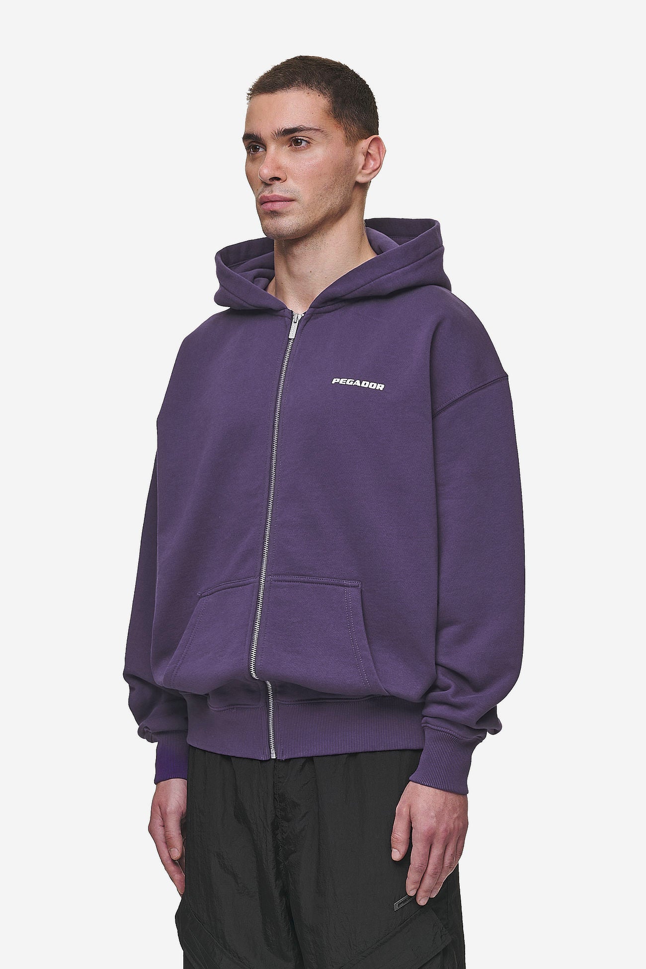 Pegador Colne Logo Oversized Sweat Jacket Washed Deep Purple White Gegenansicht aus der Most Alive Kollektion für Herren