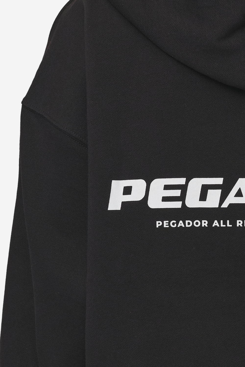 Pegador Atna Logo Oversized Hoodie Black White Detailshot aus der Most Alive Kollektion für DaHerren