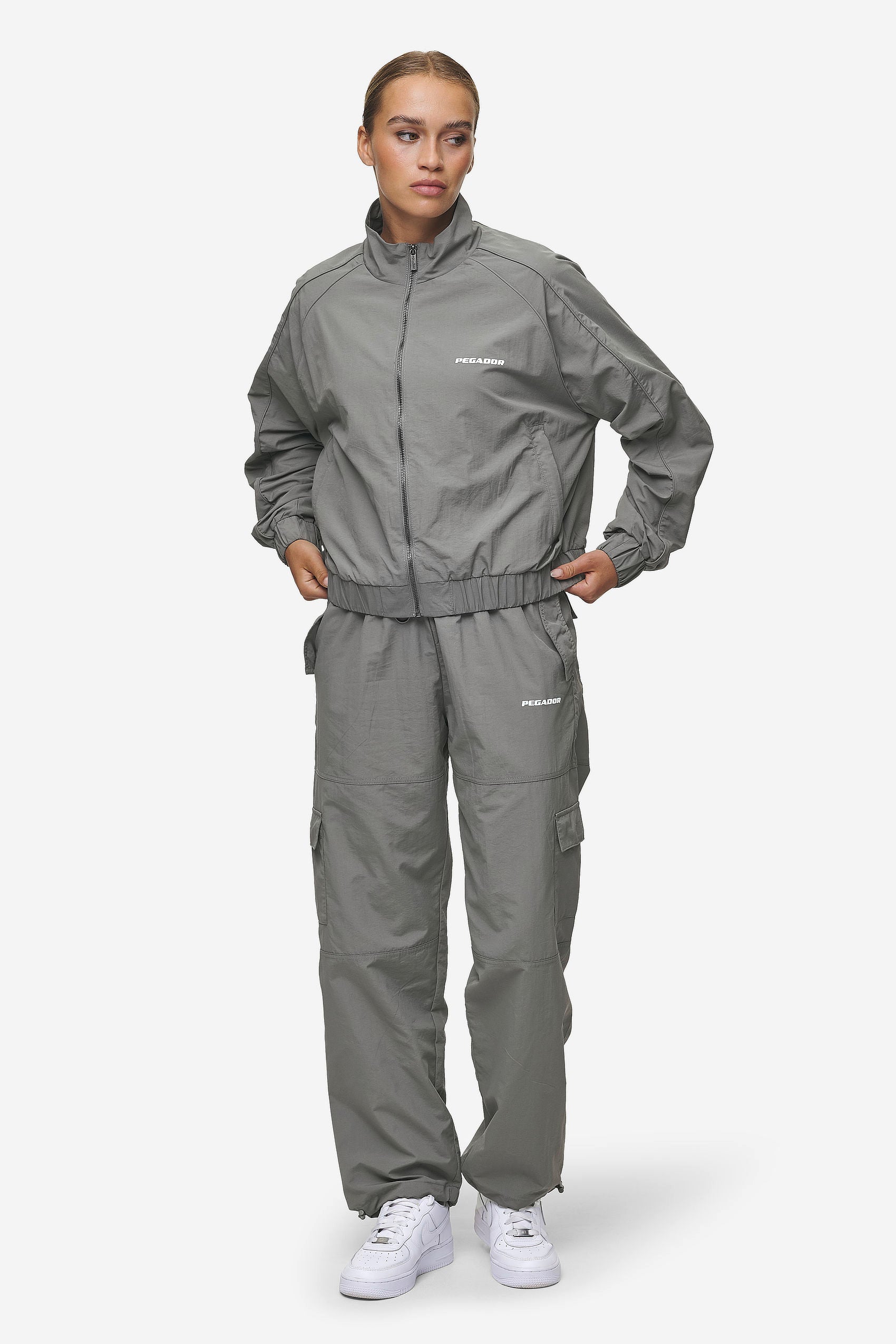 美品 REPUBLIC&CO WIDE TRACK SUIT PANTS 美品 REPUBLIC&CO WIDE TRACK SUIT PANTS