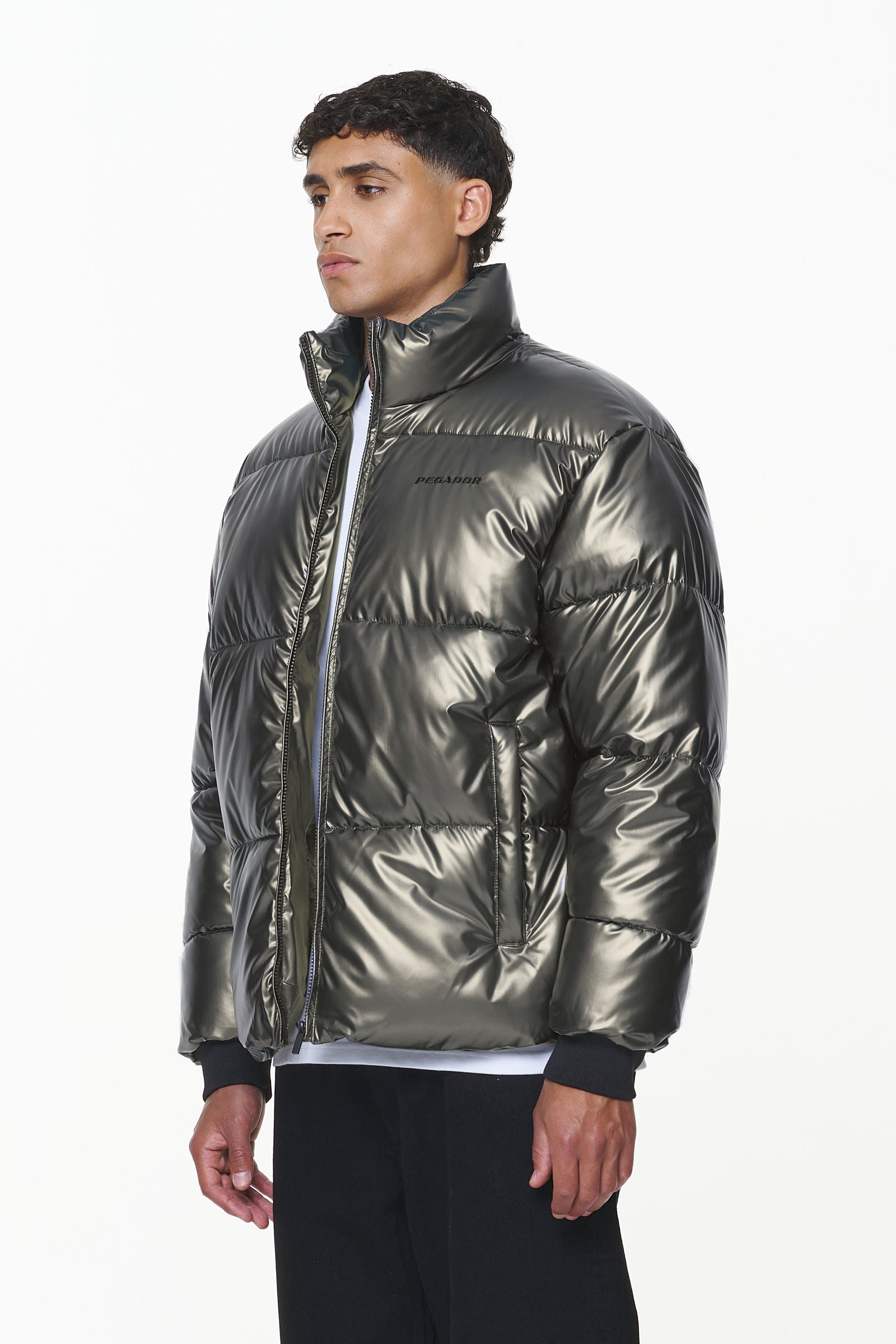 Glossy puffer outlet jacket mens