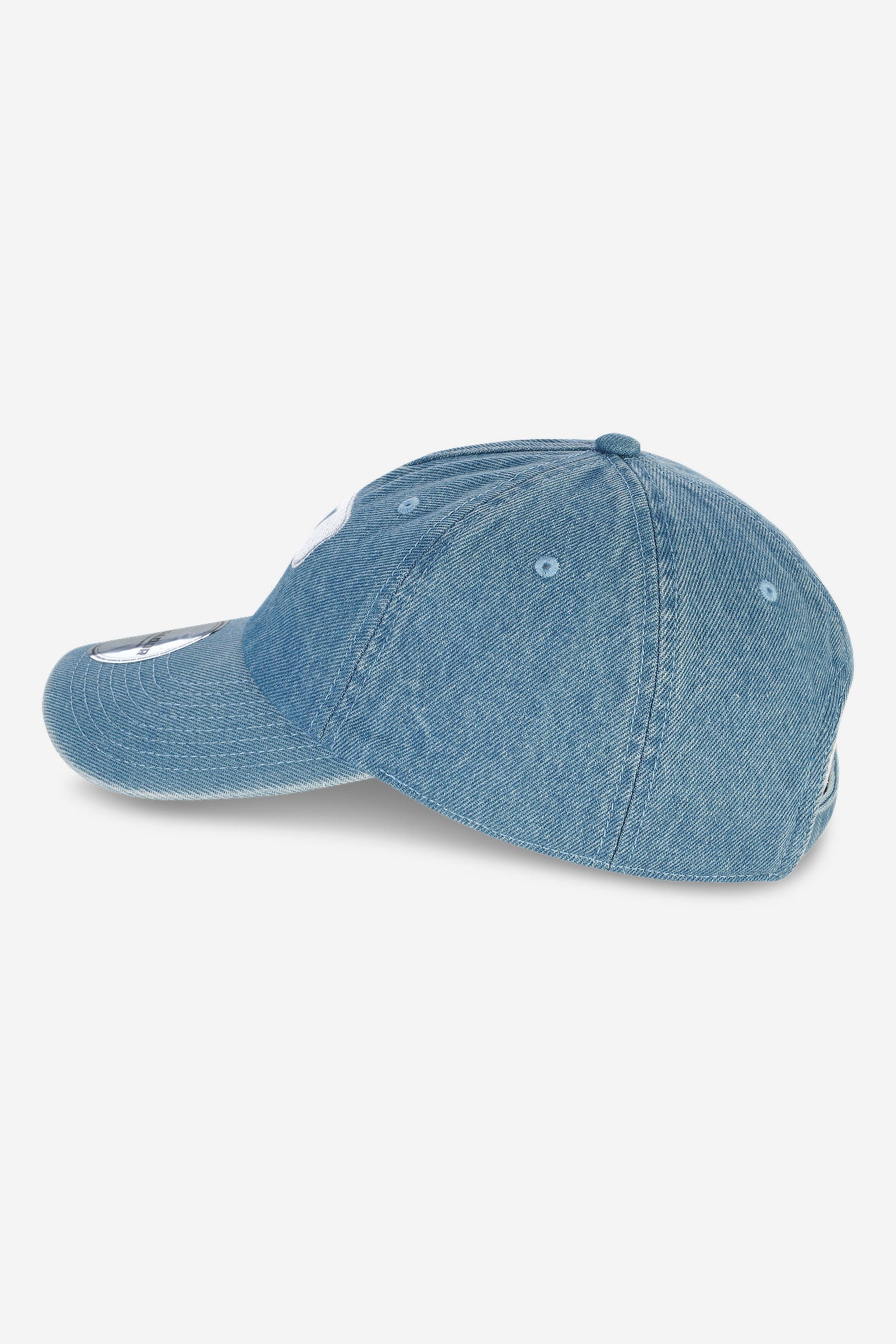 Pegador P Logo Denim Cap Baby Blue Seitenansicht aus der Next Wave Kollektion für Herren